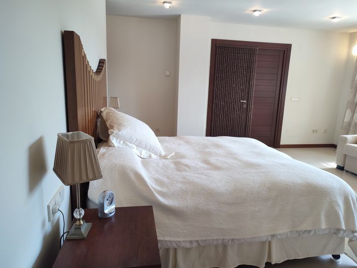 Image No.34-4 Bed Villa for sale