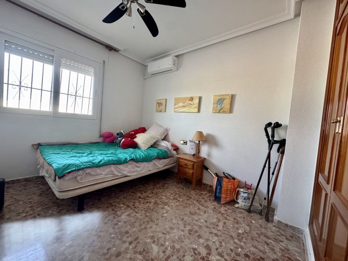 Image No.18-5 Bed Villa for sale