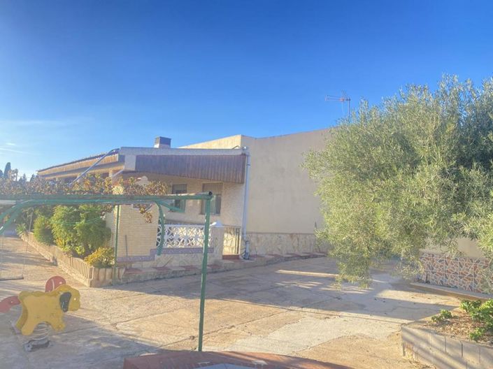 Image No.15-4 Bed Villa for sale