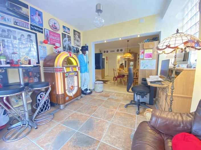 Image No.27-3 Bed Apartment for sale