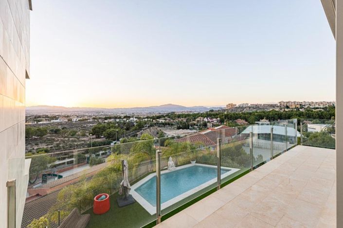 Image No.5-Villa de 4 chambres à vendre à Condado de Alhama