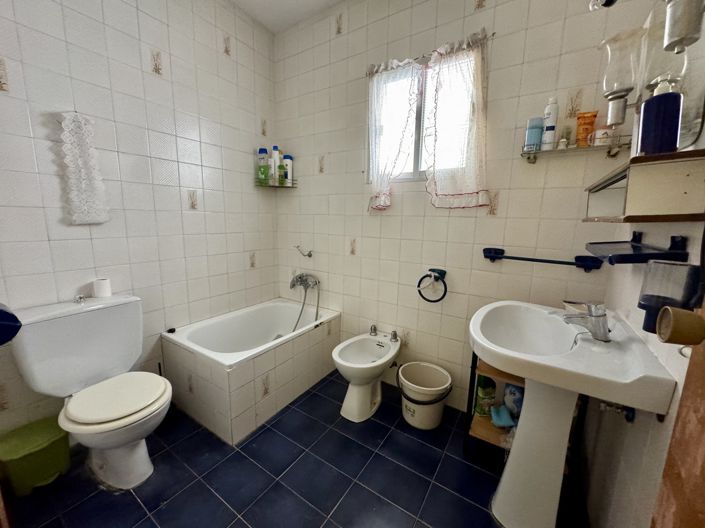 Image No.13-3 Bed Country House for sale