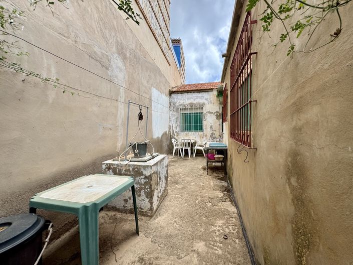 Image No.17-3 Bed Country House for sale