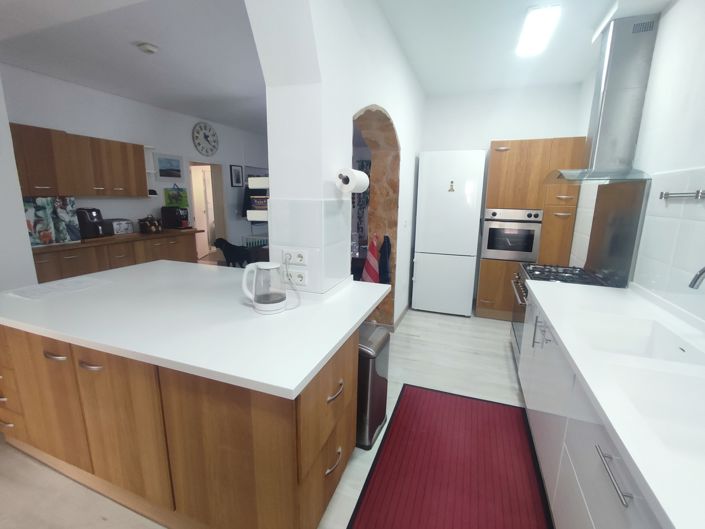 Image No.20-5 Bed Villa for sale