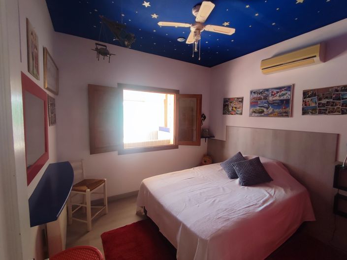 Image No.29-5 Bed Villa for sale