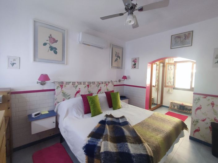 Image No.5-5 Bed Villa for sale