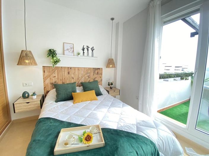 Image No.20-2 Bed Apartment for sale