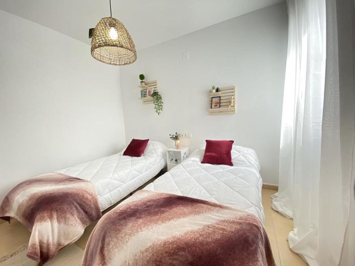 Image No.23-2 Bed Apartment for sale