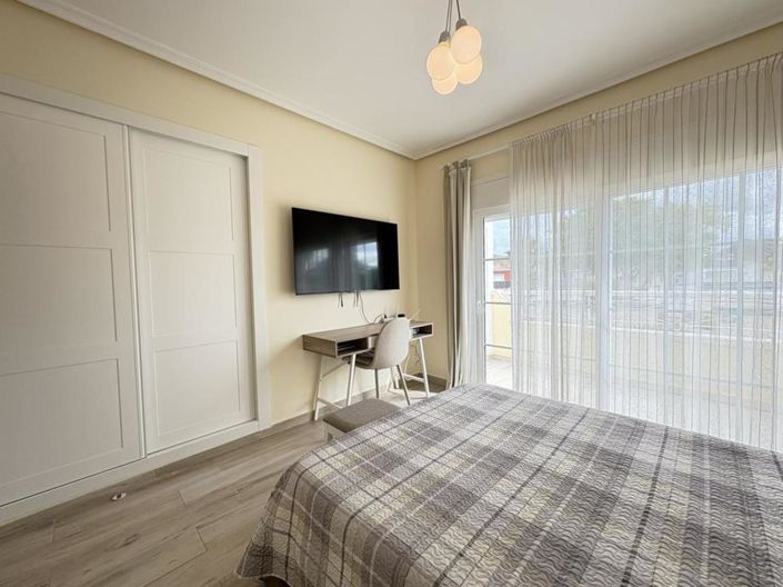 Image No.42-4 Bed Villa for sale