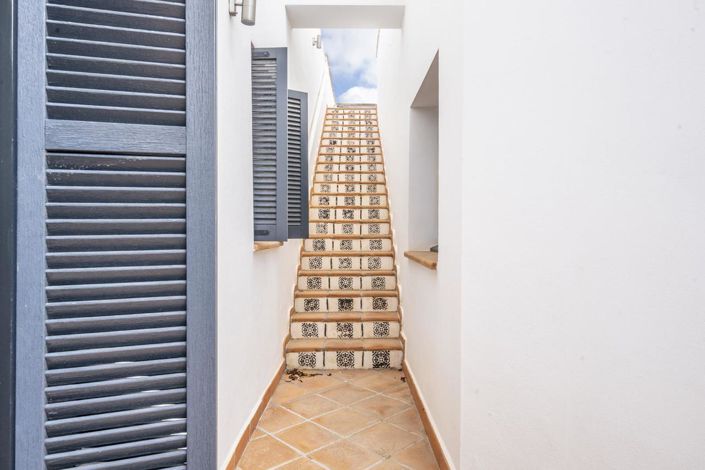 Image No.15-5 Bed Villa for sale