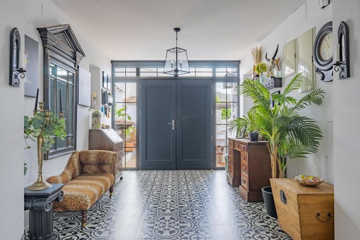 Image No.17-5 Bed Villa for sale