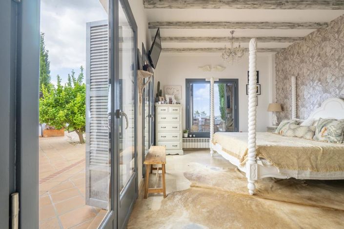 Image No.39-5 Bed Villa for sale