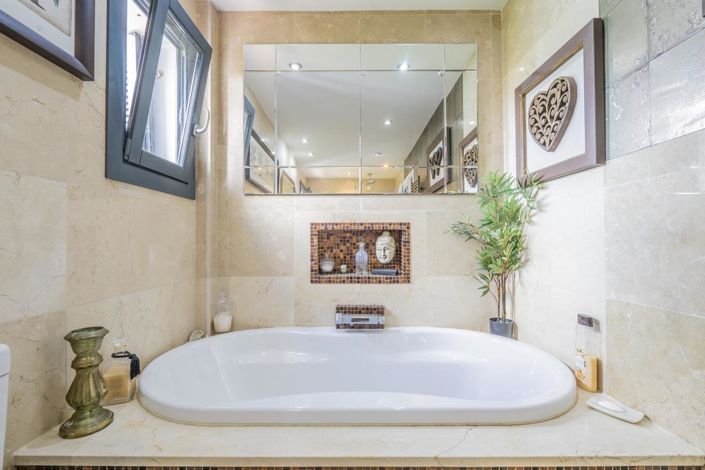 Image No.41-5 Bed Villa for sale