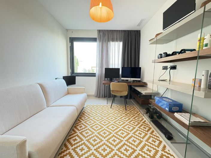 Image No.25-4 Bed Villa for sale