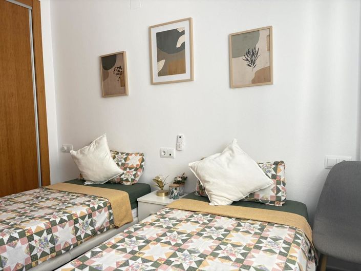 Image No.25-2 Bed Apartment for sale