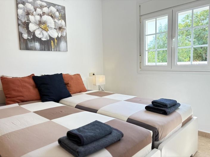 Image No.30-3 Bed Villa for sale