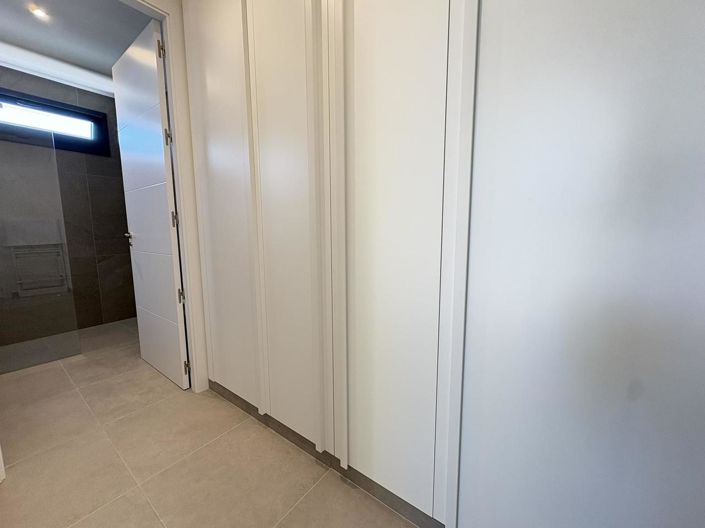 Image No.30-2 Bed Villa for sale