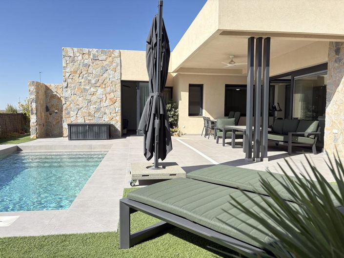 Image No.37-2 Bed Villa for sale