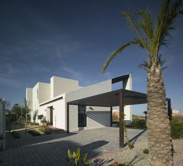 Image No.1-4 Bed Villa for sale