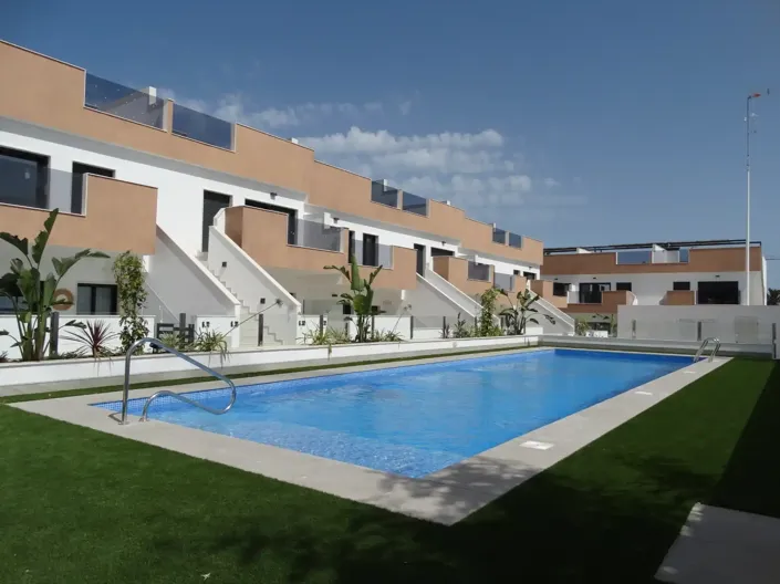 Image No.1-2 Bed Property for sale