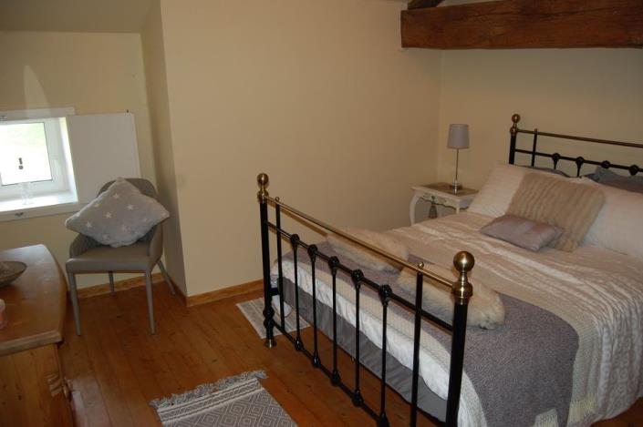 Image No.16-7 Bed Chateaux for sale