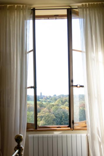 Image No.34-7 Bed Chateaux for sale