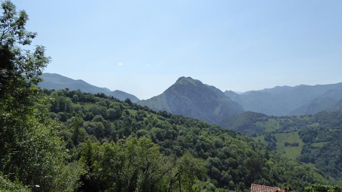 Image No.17-5 Bed Country Property for sale