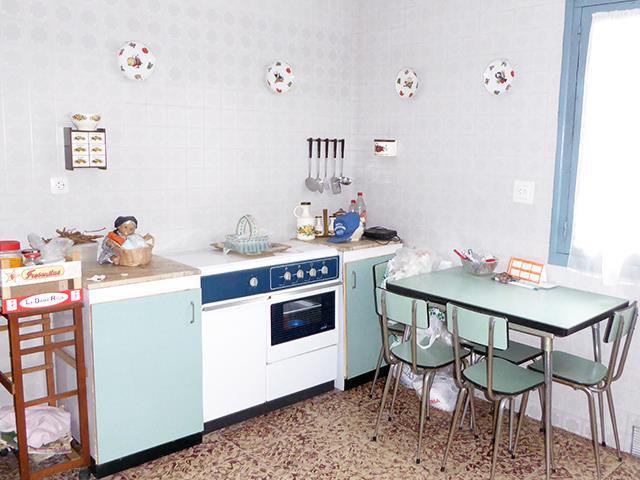 Image No.4-2 Bed Village House for sale