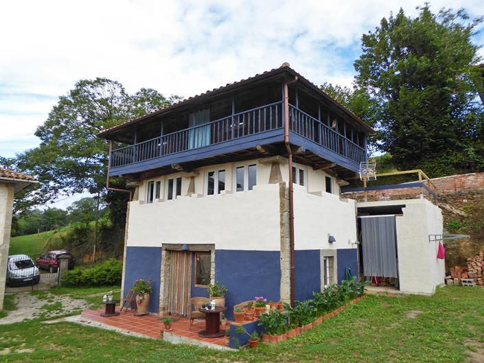 Image No.42-5 Bed Country Property for sale