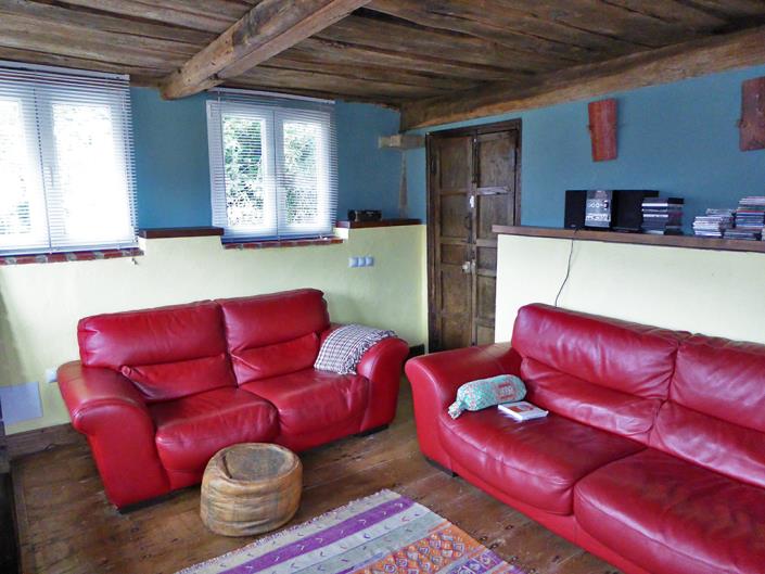 Image No.51-5 Bed Country Property for sale