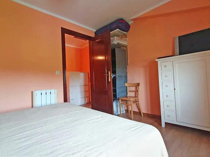 Image No.29-4 Bed Village House for sale