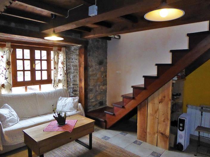 Image No.7-8 Bed Apartment for sale