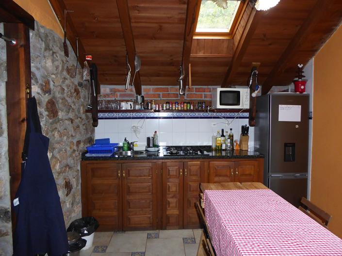 Image No.9-8 Bed Apartment for sale