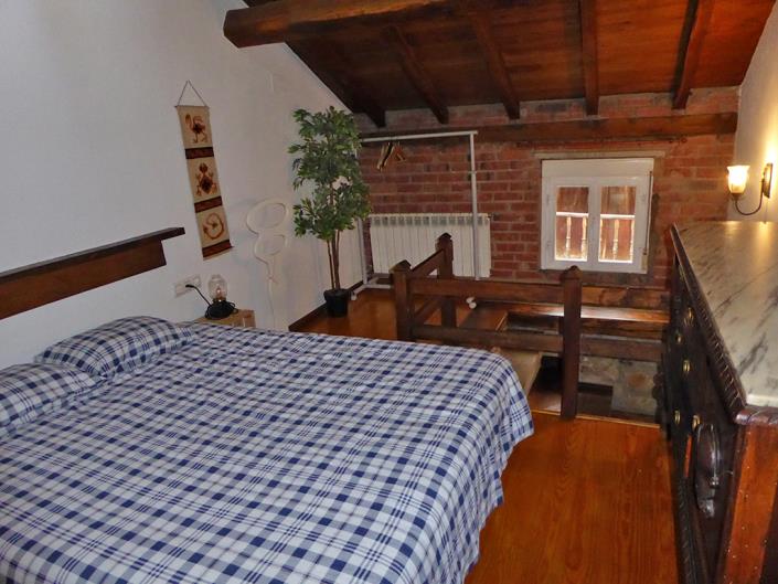 Image No.23-8 Bed Apartment for sale