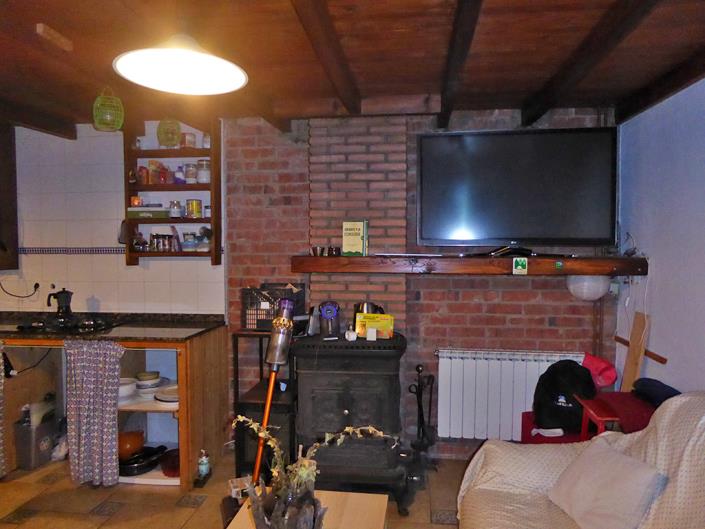 Image No.30-8 Bed Apartment for sale