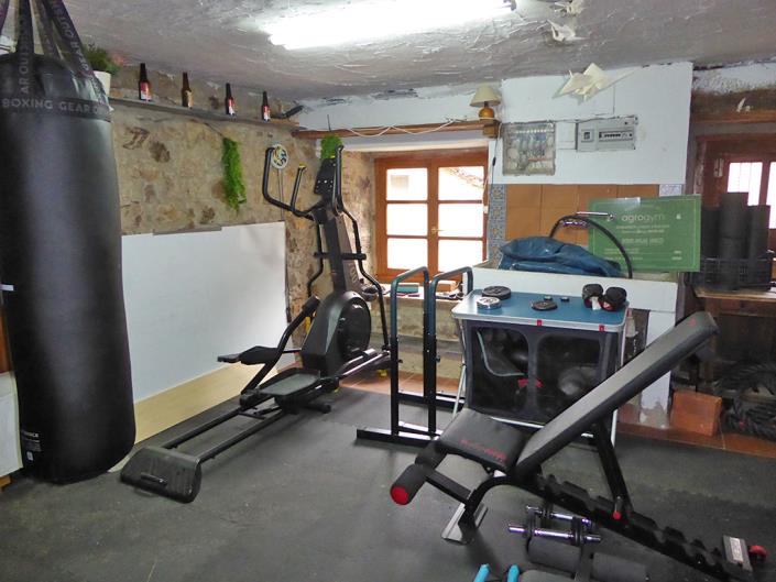 Image No.59-8 Bed Apartment for sale