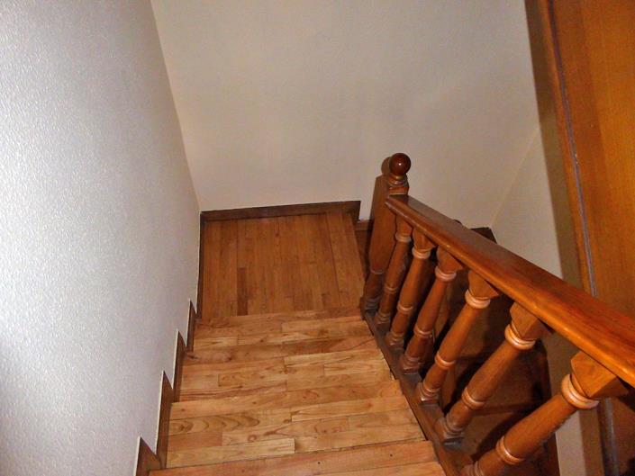 Image No.20-9 Bed Semi-Detached for sale