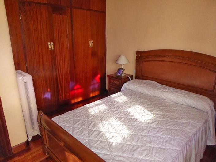 Image No.31-9 Bed Semi-Detached for sale