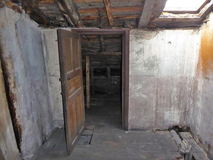 Image No.43-9 Bed Semi-Detached for sale