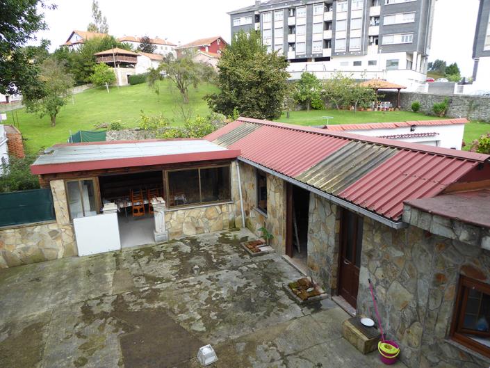 Image No.45-9 Bed Semi-Detached for sale