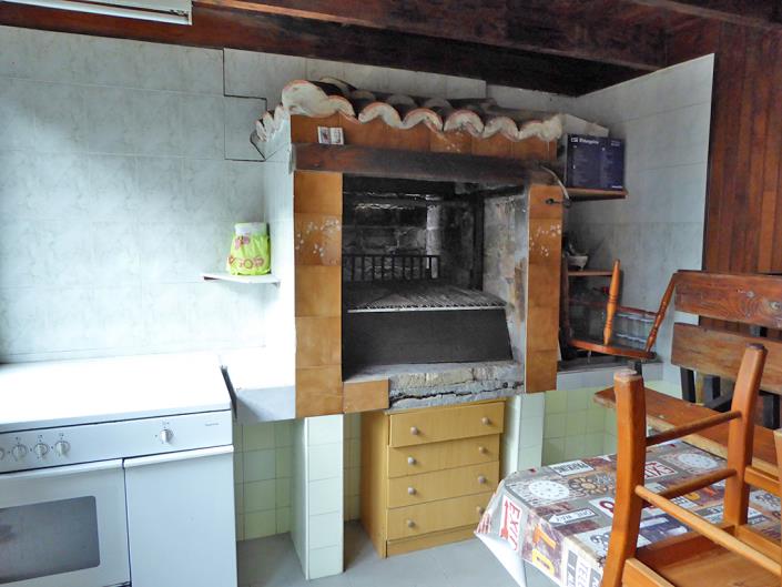 Image No.51-9 Bed Semi-Detached for sale