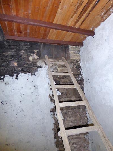 Image No.13-3 Bed Country Property for sale