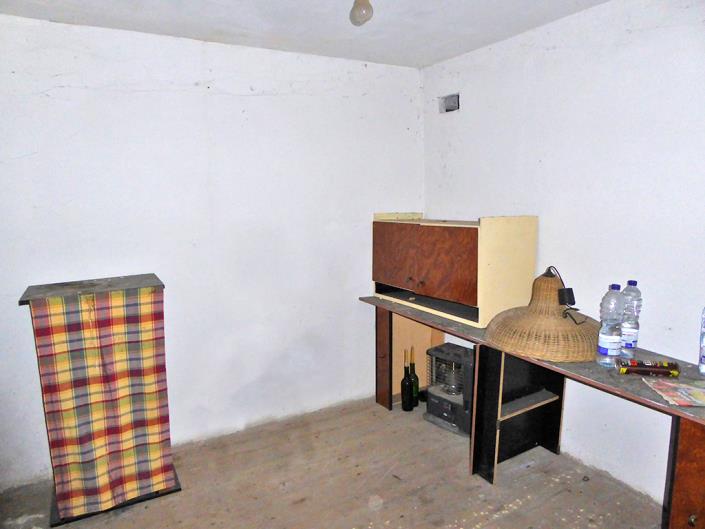 Image No.19-3 Bed Country Property for sale