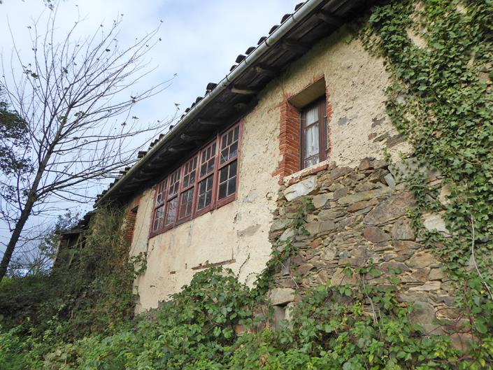 Image No.37-3 Bed Country Property for sale