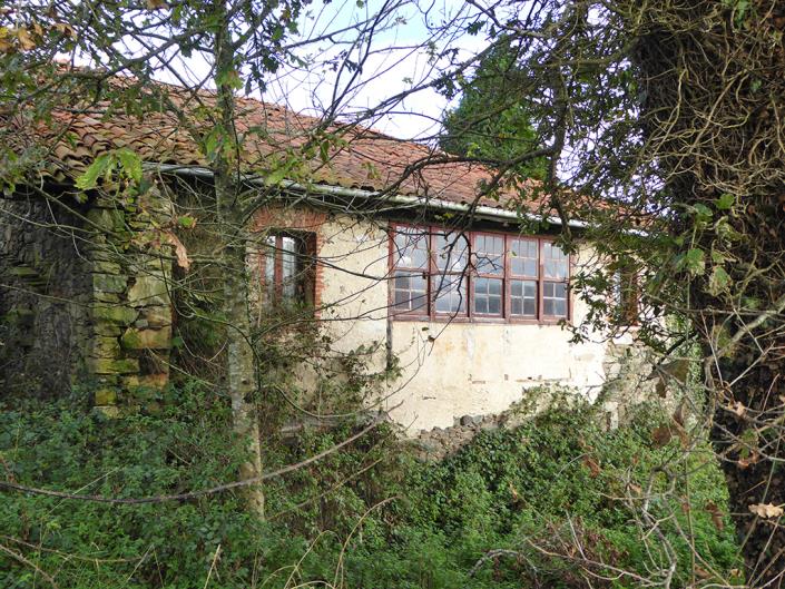 Image No.39-3 Bed Country Property for sale