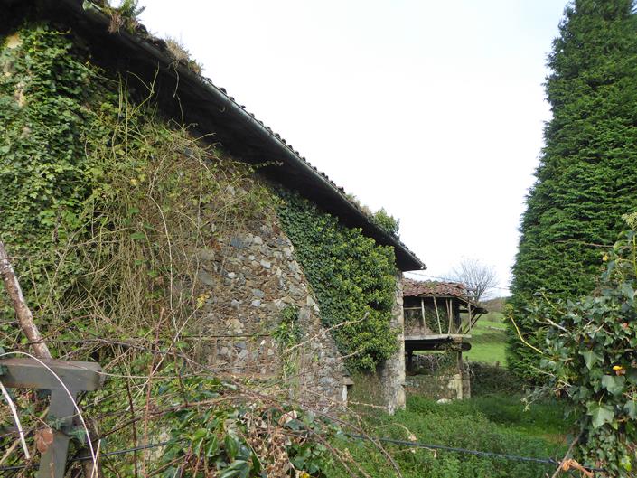 Image No.50-3 Bed Country Property for sale