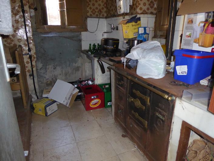 Image No.24-6 Bed Farmhouse for sale