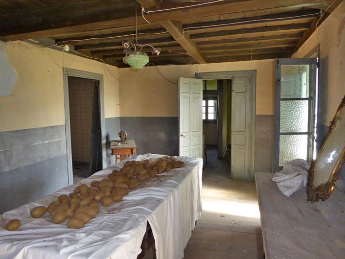 Image No.28-6 Bed Farmhouse for sale