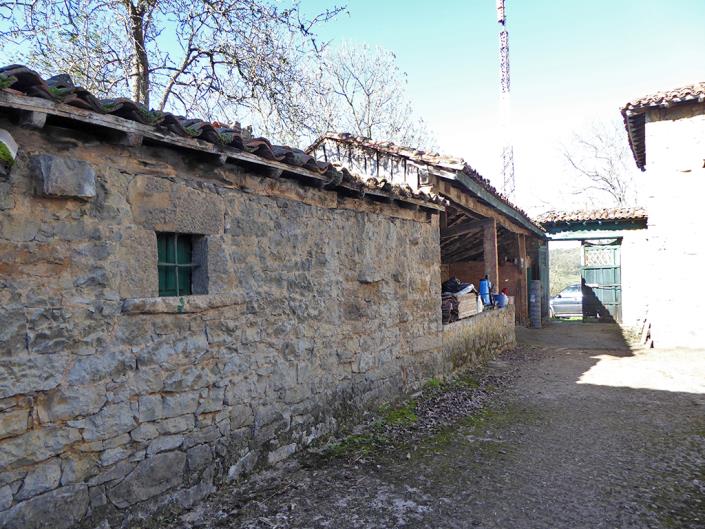 Image No.43-6 Bed Farmhouse for sale