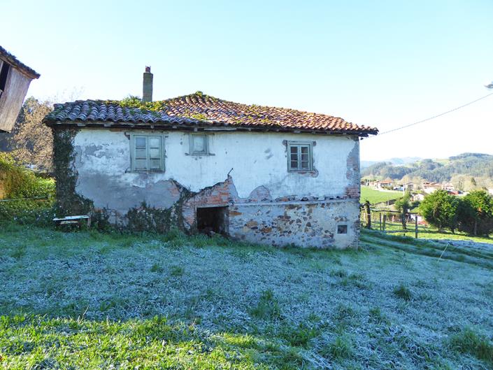 Image No.2-3 Bed Country House for sale